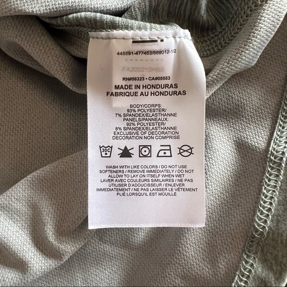 💥3 for $30💥 NWT Nike Dri Fit Workout Shirt - Picture 6 of 6